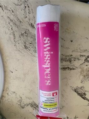 Swisspers Cotton Rounds dual pads count of 100 set of 2